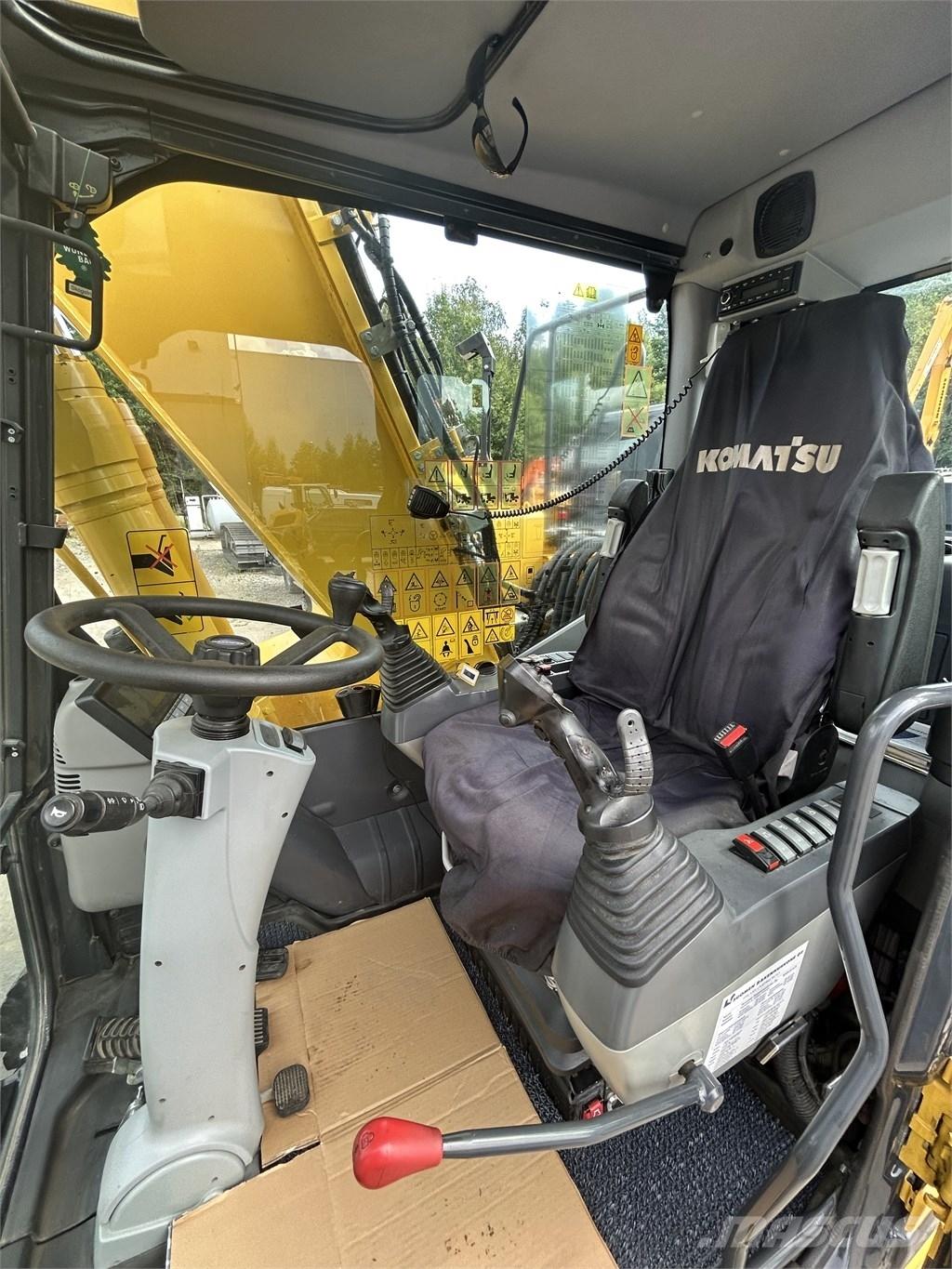 Komatsu PW 180-11 Hjulgravere