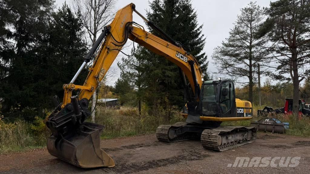 JCB JS 210 LC Beltegraver