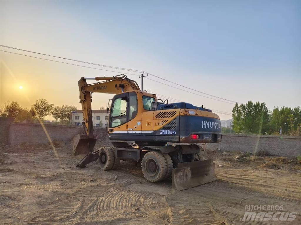Hyundai R210W-9 Hjulgravere