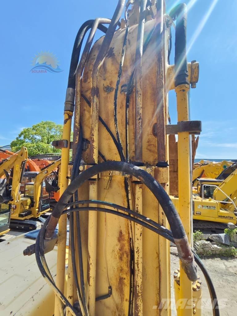 Komatsu PC 240 LC-7 Beltegraver