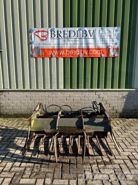 JCB Pelikan bak Skuffer