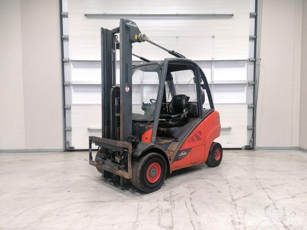 Linde H30D-02 Diesel Trucker