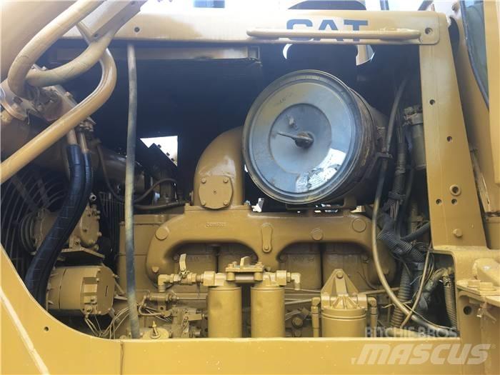 CAT D 8 H Dozere Beltegående