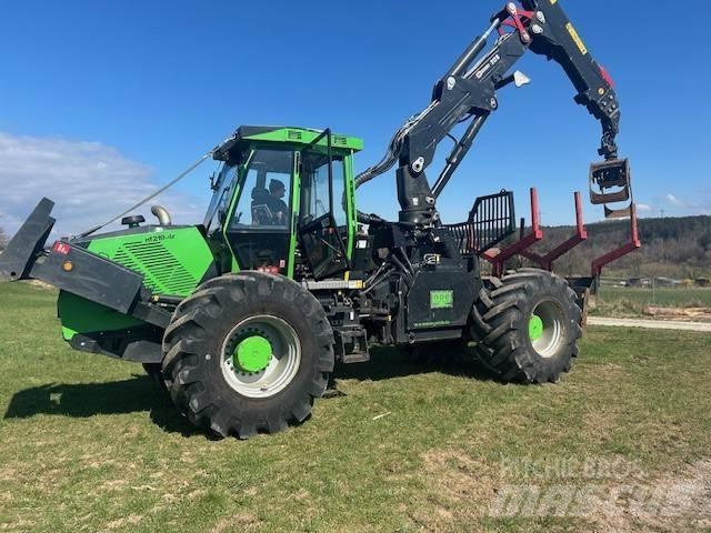 Noe NF210-4R Traktor med skogsutstyr