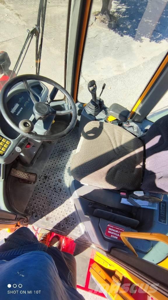 Volvo L 30 B Hjullastere