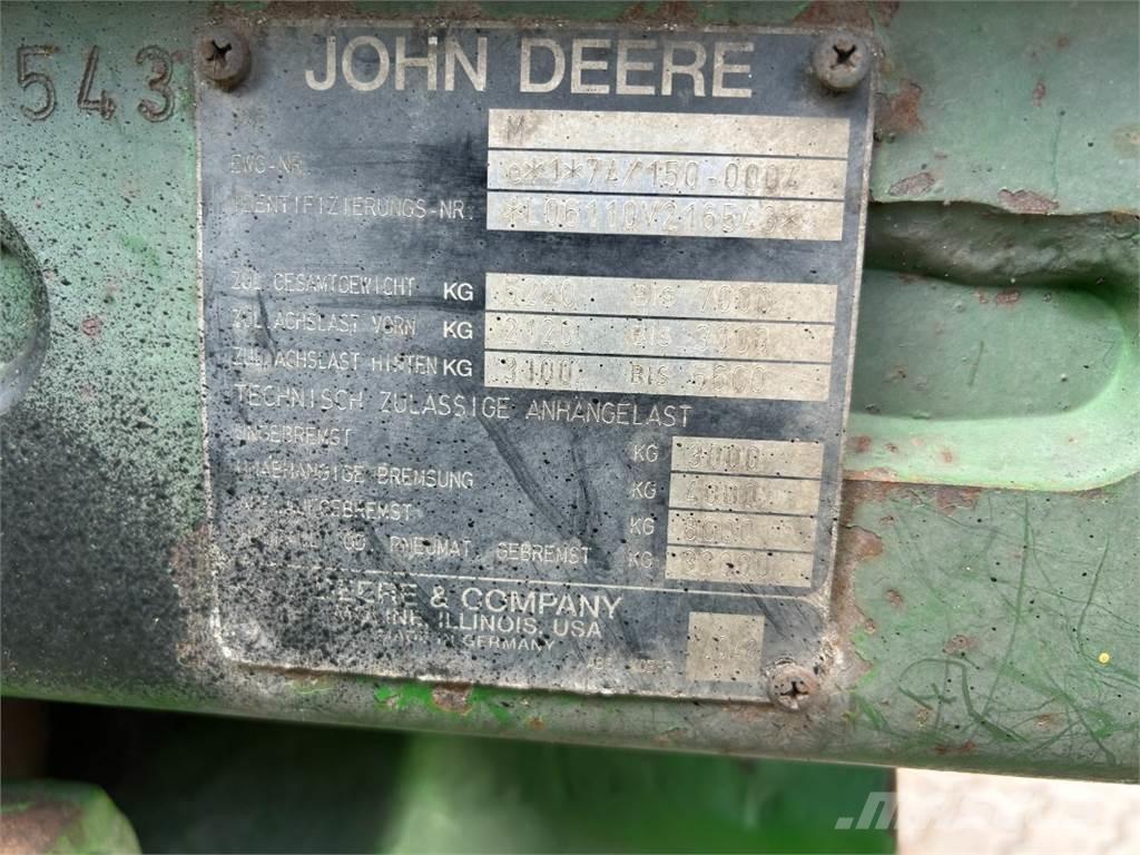John Deere 6110 Traktorer