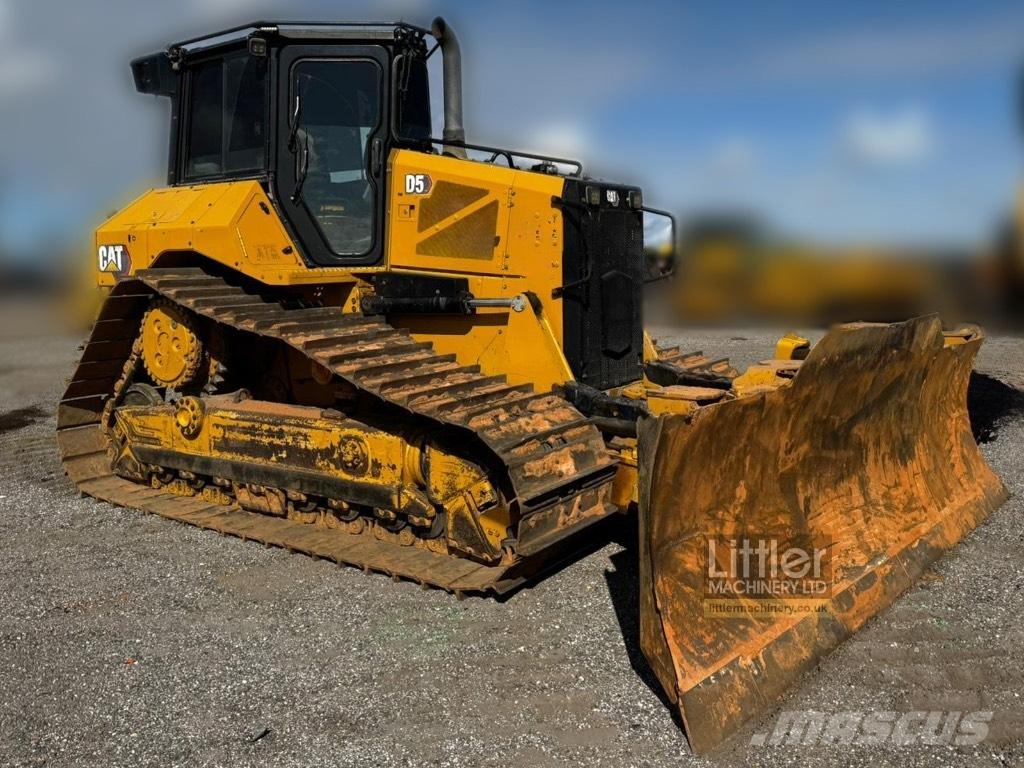 CAT D 5 Dozere Beltegående