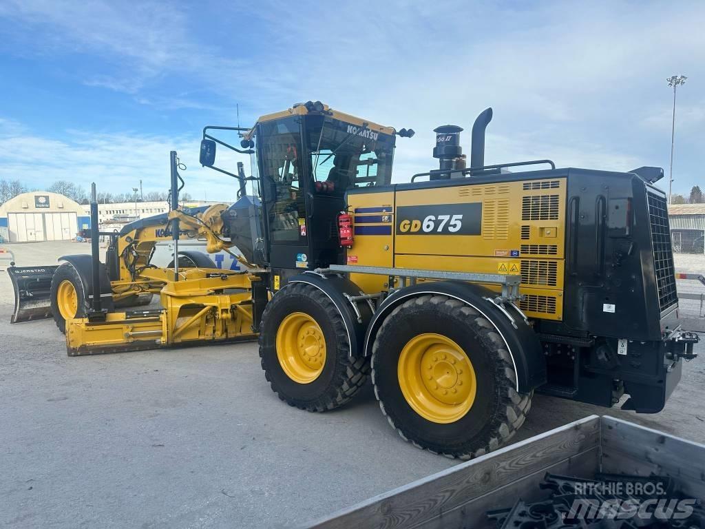 Komatsu GD675-7E0 Veihøvler