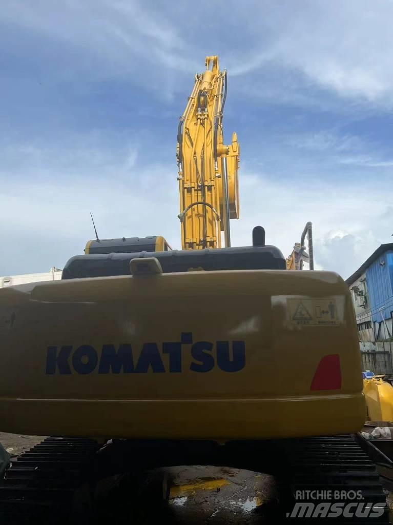 Komatsu PC 210 LC Beltegraver