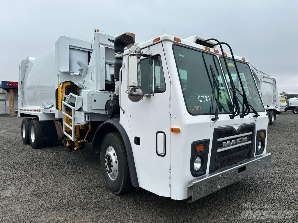 Mack LEU 633 Renovasjonsbil