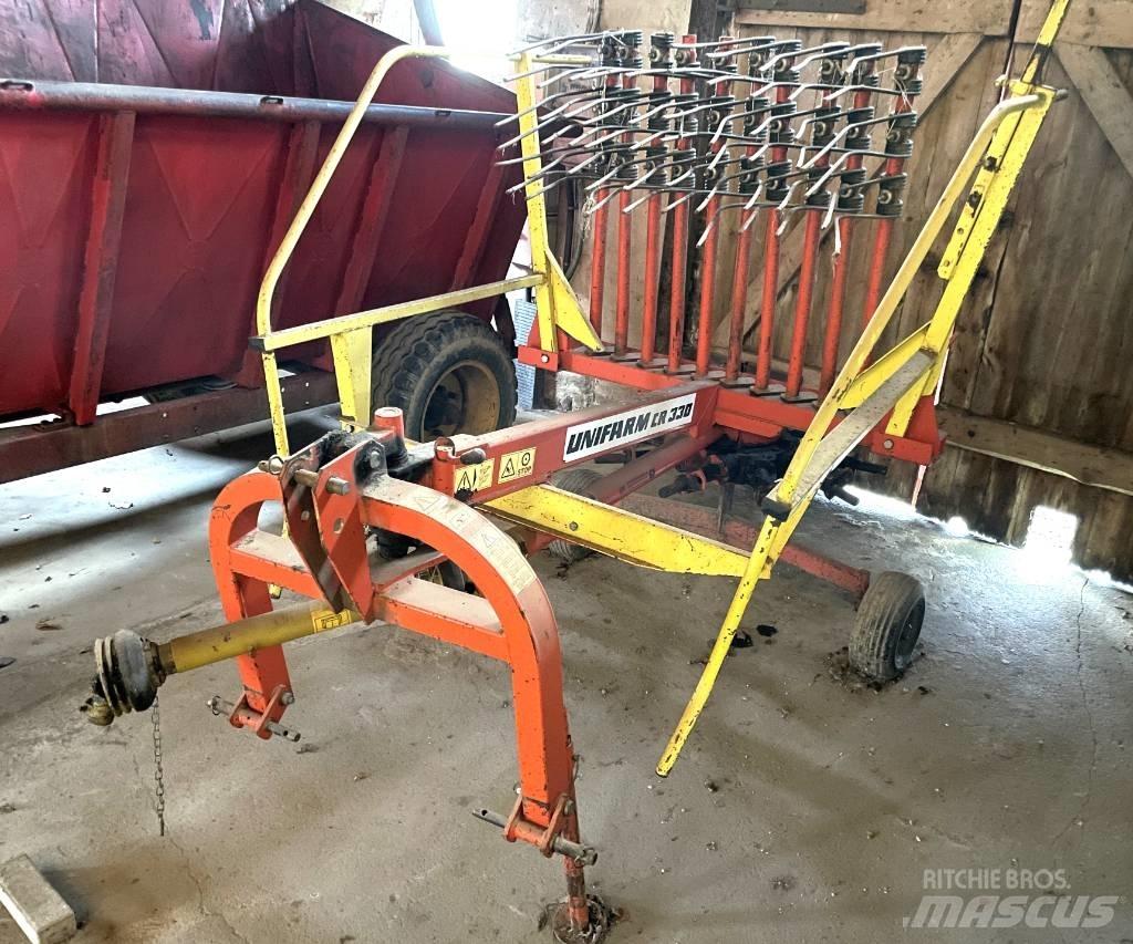 Unifarm CR 330 Raker og høyvendere