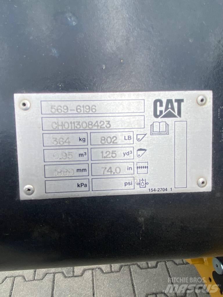 CAT 906 Hjullastere