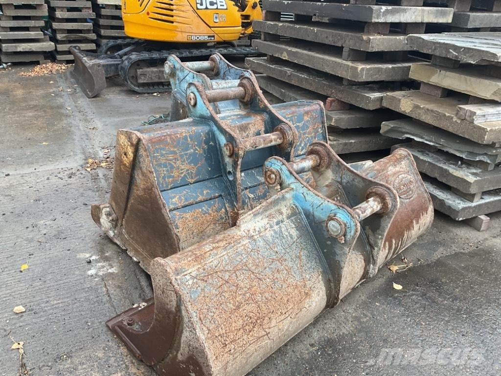 Hyundai HX140 LC Beltegraver