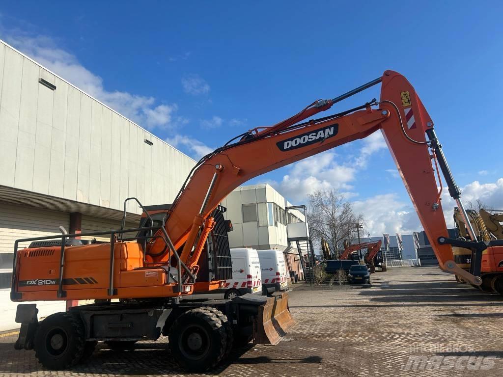 Doosan DX 210 W Hjulgravere