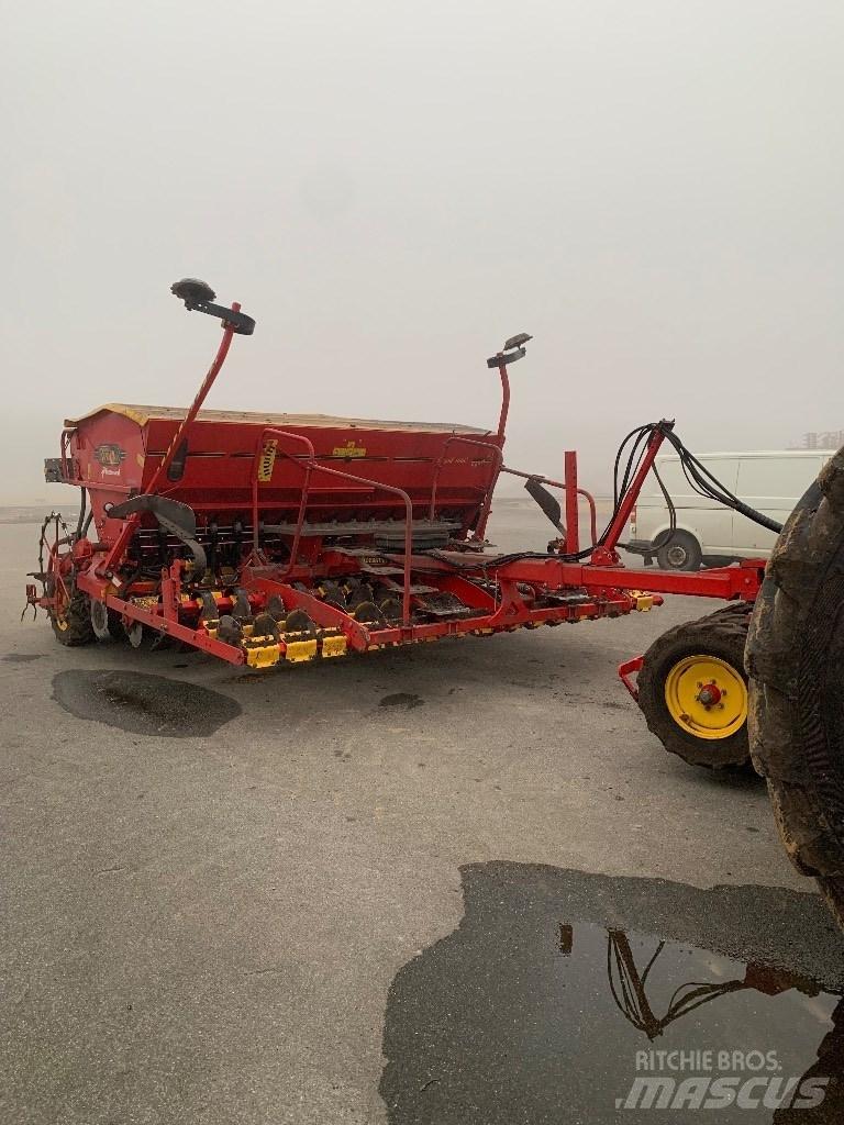 Väderstad Rapid 400C Kombinerte såmaskiner