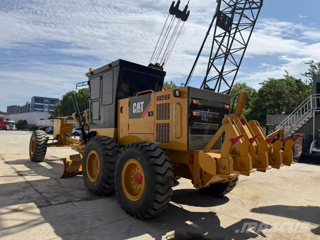 CAT 140 H Veihøvler