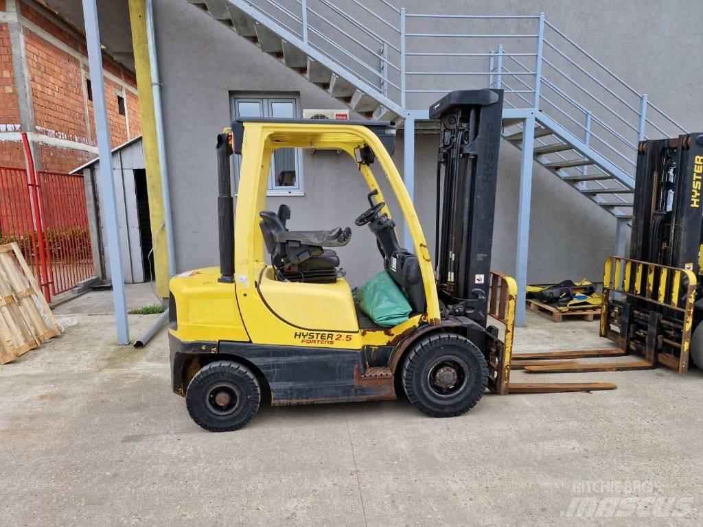 Hyster H2.5 FT Diesel Trucker