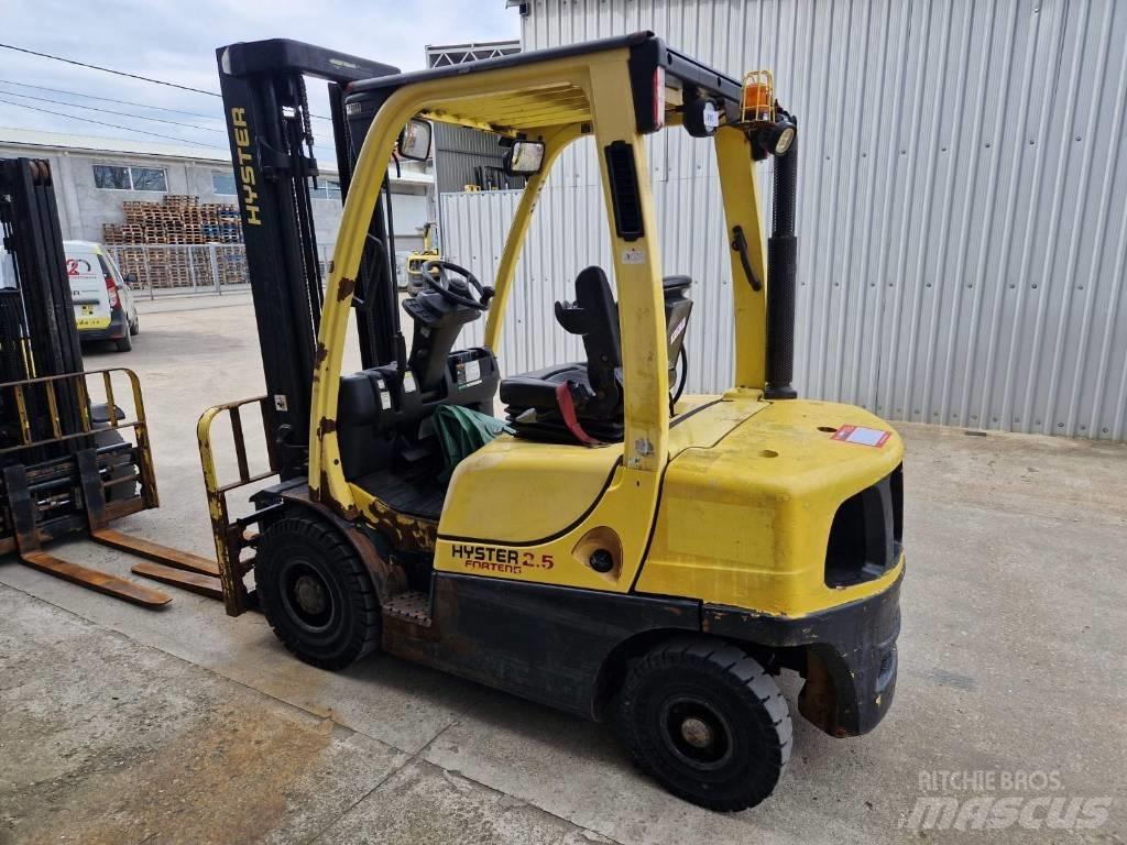 Hyster H2.5 FT Diesel Trucker