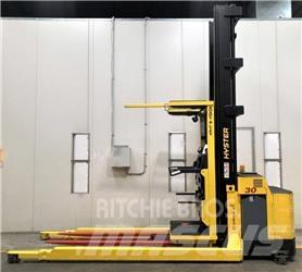 Hyster R30XMF2 Høytløftende plukketruck