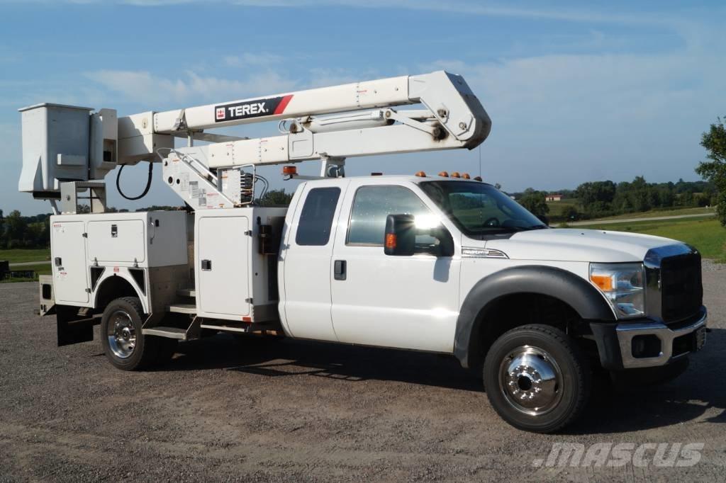 Ford F 550 XLT SD Bilmontert lift