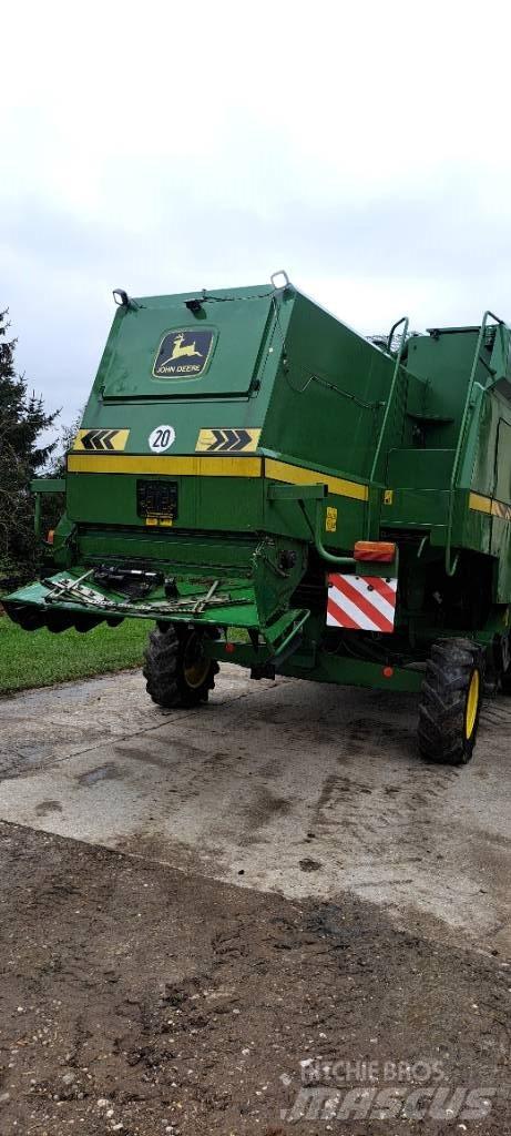 John Deere 2056HM Skurtreskere