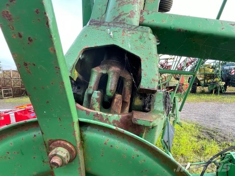 Kuhn GF6301 MH Raker og høyvendere