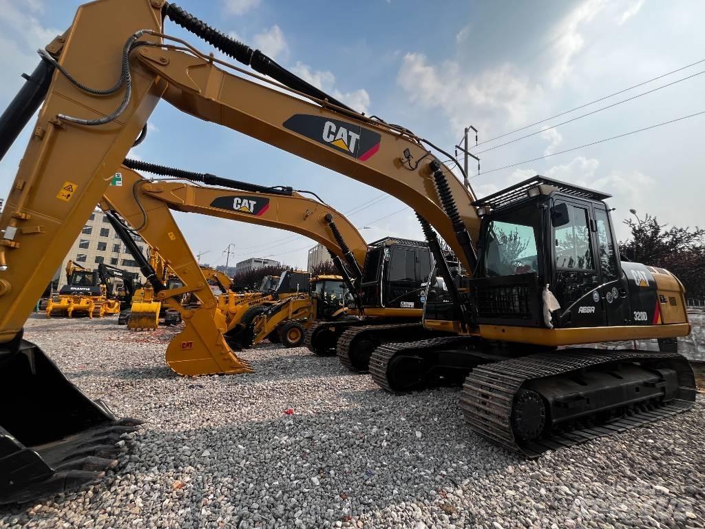 CAT CAT320D Beltegraver
