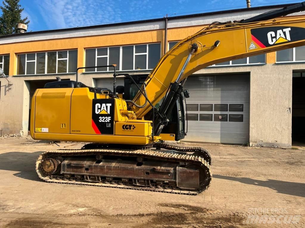 CAT 323 F LN Beltegraver