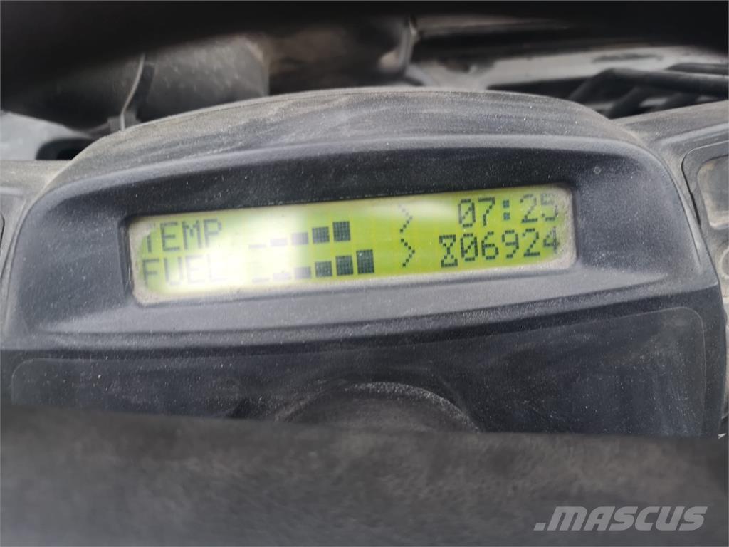 Yale GDP40VX5-B Diesel Trucker