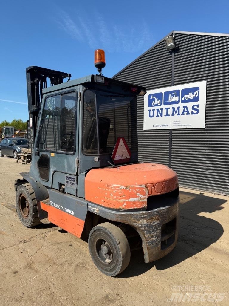 Toyota FD 45 Diesel Trucker