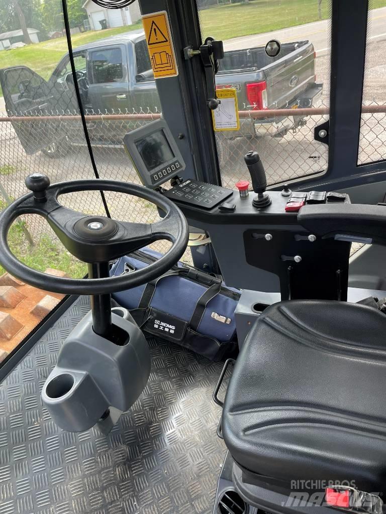 XCMG CV 83 PDU Valsetog