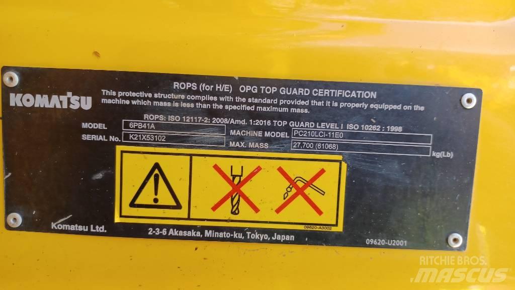 Komatsu PC210LCi-11 Beltegraver