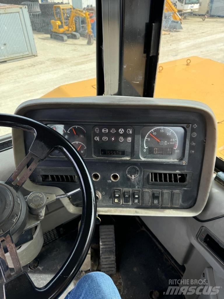 CAT 631 G Veiskrape
