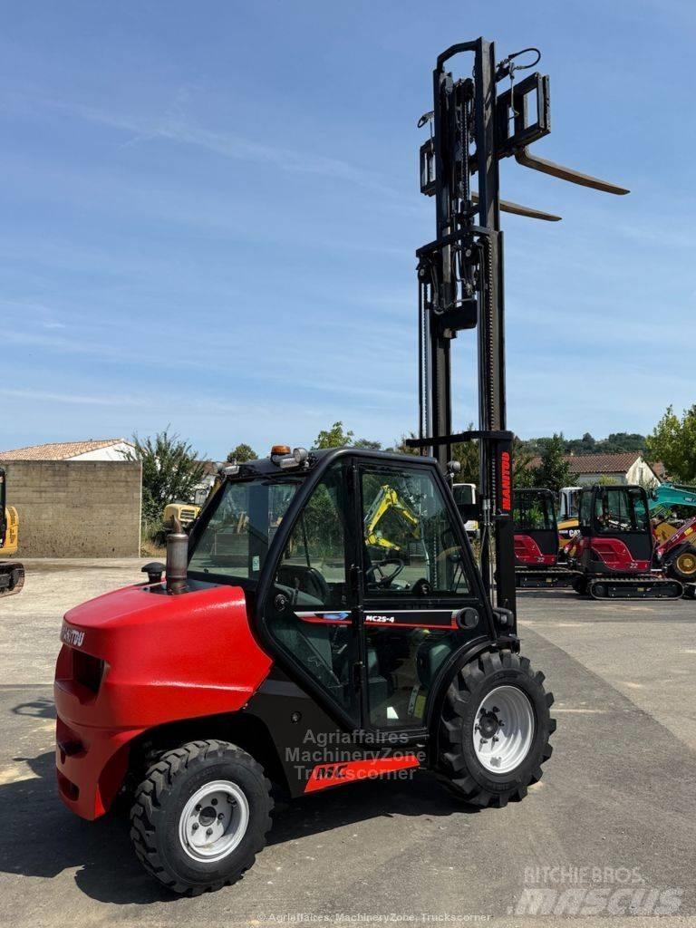 Manitou MC 25 Terrenggående gaffeltruck
