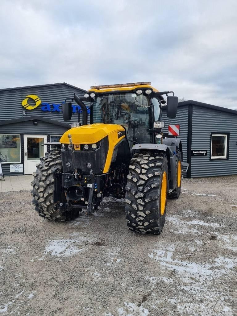 JCB Fastrac 4220 Traktorer