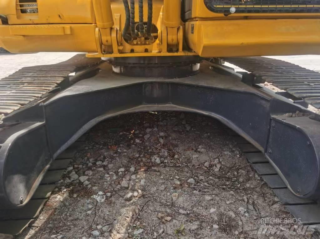 Komatsu PC 130 Beltegraver