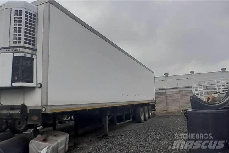  TRAILER 10002000 Andre lastebiler