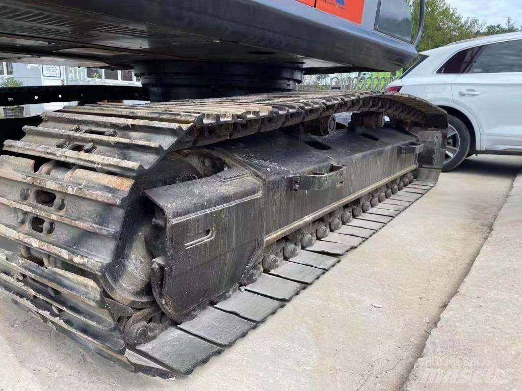 Hitachi ZX200 Beltegraver