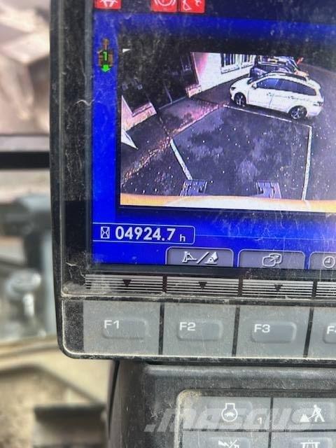 Komatsu PW 98 MR Hjulgravere