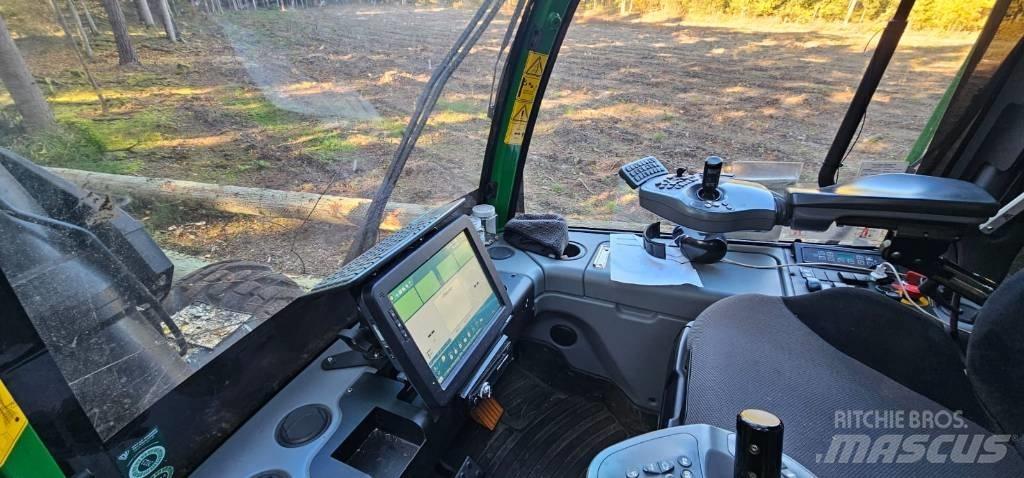 John Deere 1270 G Hogstmaskiner
