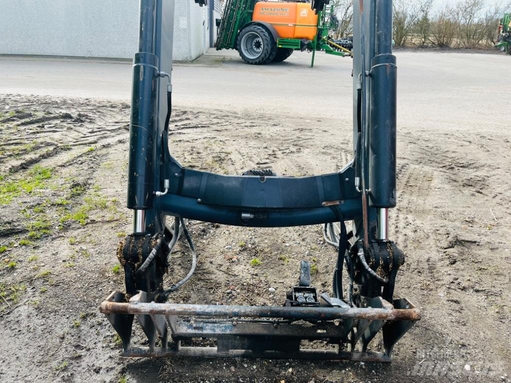  Ålø Q78 Frontlastere og graveredskap