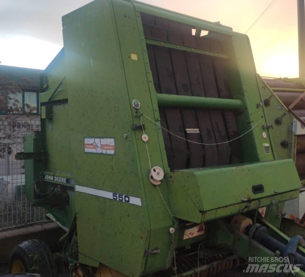 John Deere 550 Rundballepresser