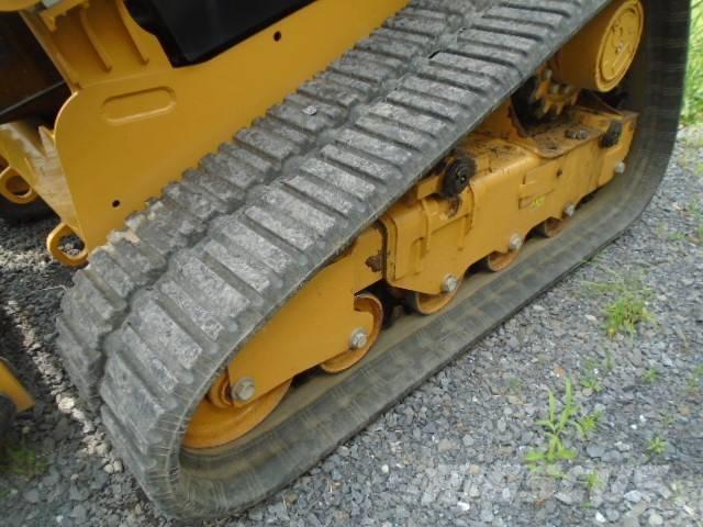 CAT 239 D Kompaktlastere