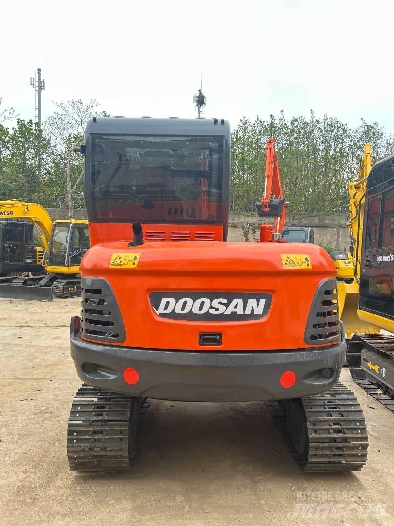 Doosan DX 60-9 C Beltegraver
