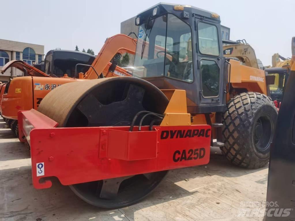 Dynapac ca25d Valsetog