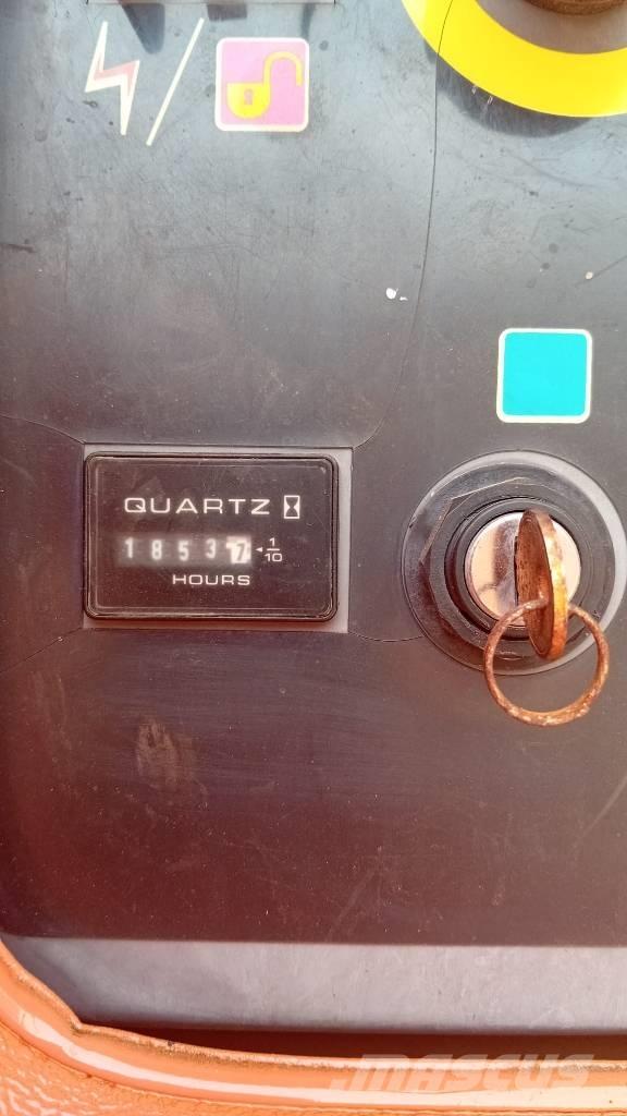 JLG 660 SJC Teleskop bomlifter