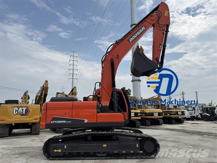 Doosan DX 225 LC-9C Beltegraver