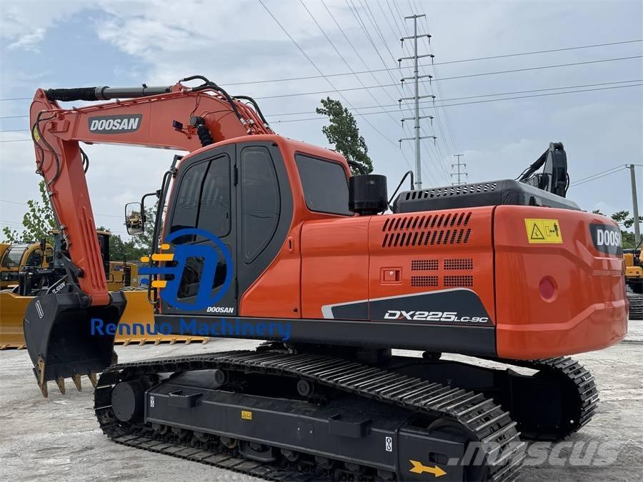 Doosan DX 225 LC-9C Beltegraver