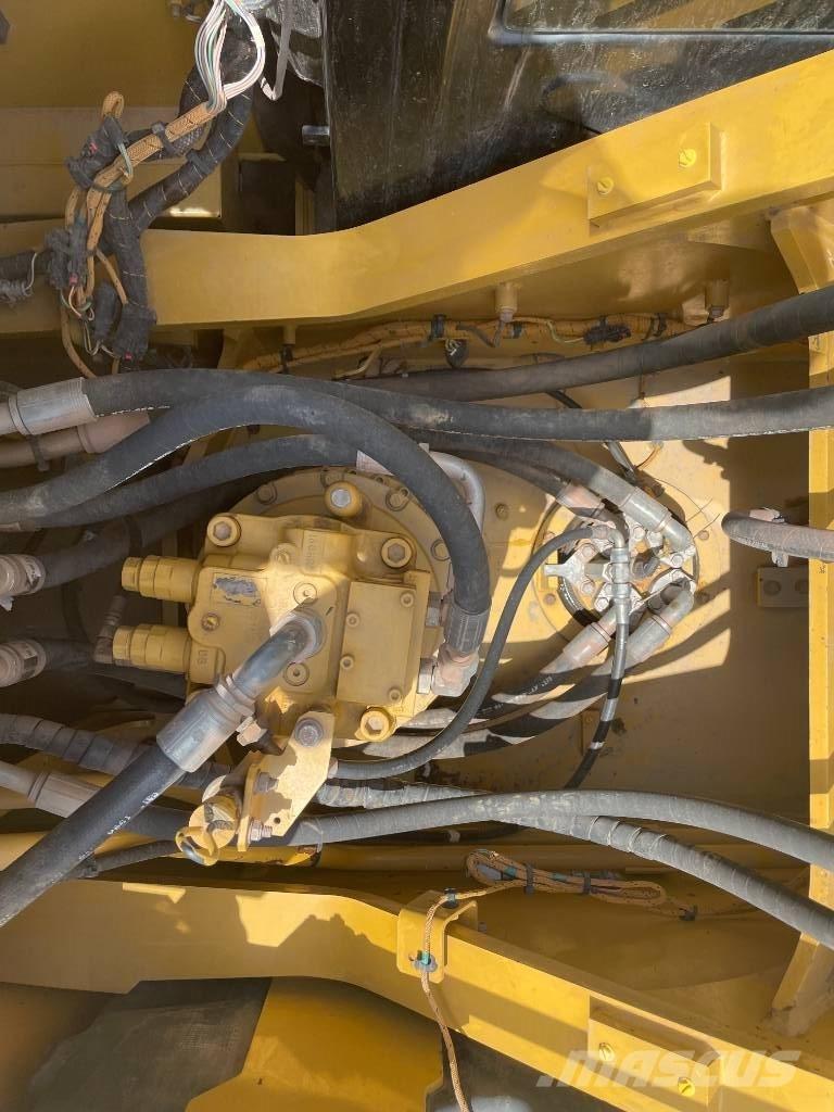 CAT CAT330GC Midigravere 7 - 12t