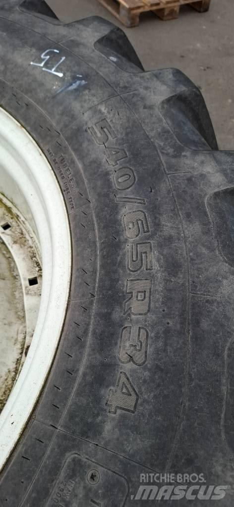 Firestone 540/65R_34 Dekk, hjul og felger